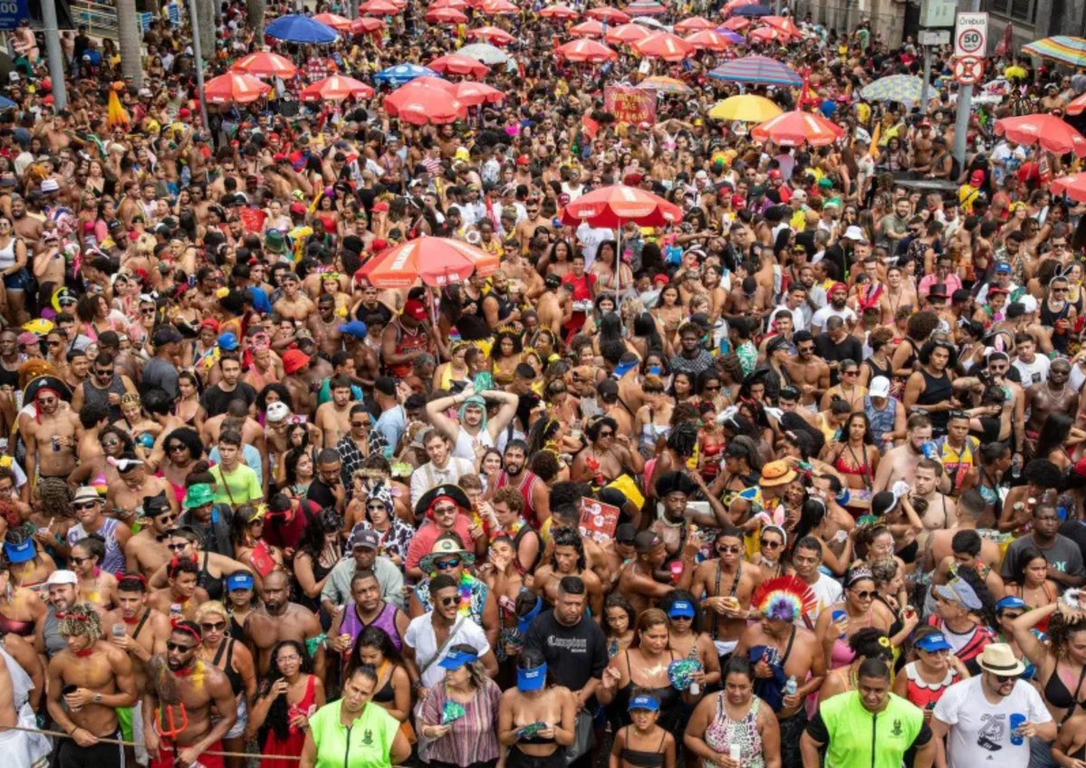 𝐴𝑐𝑒𝑟𝑣𝑜 𝑃𝑜𝑚𝑏𝑖𝑎𝑟 tweet media