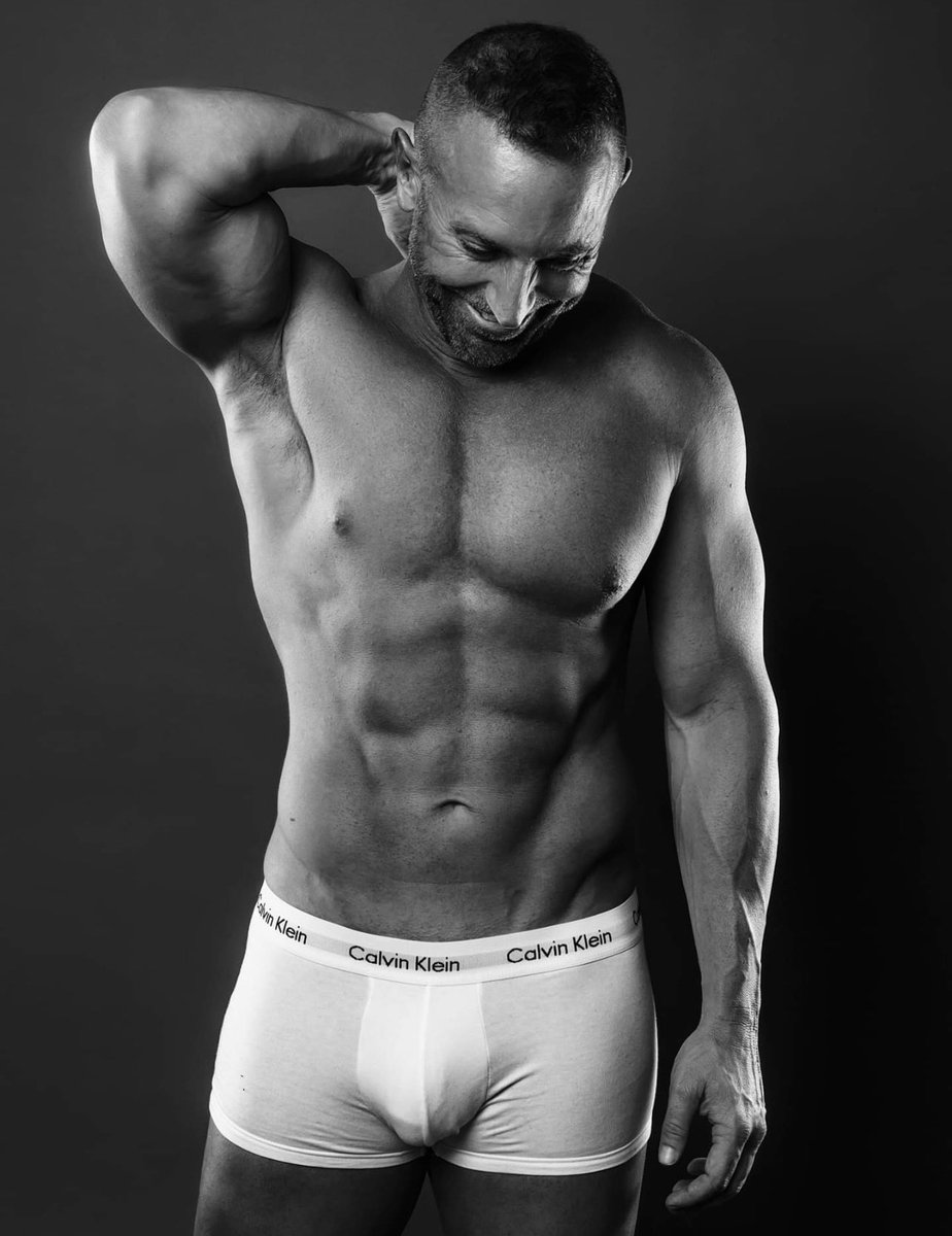 BaileyDiam54518's tweet image. Gym. Shower. Calvin Kleins.
Repeat. 😈
#GymLife #FitLife #MensPhysique