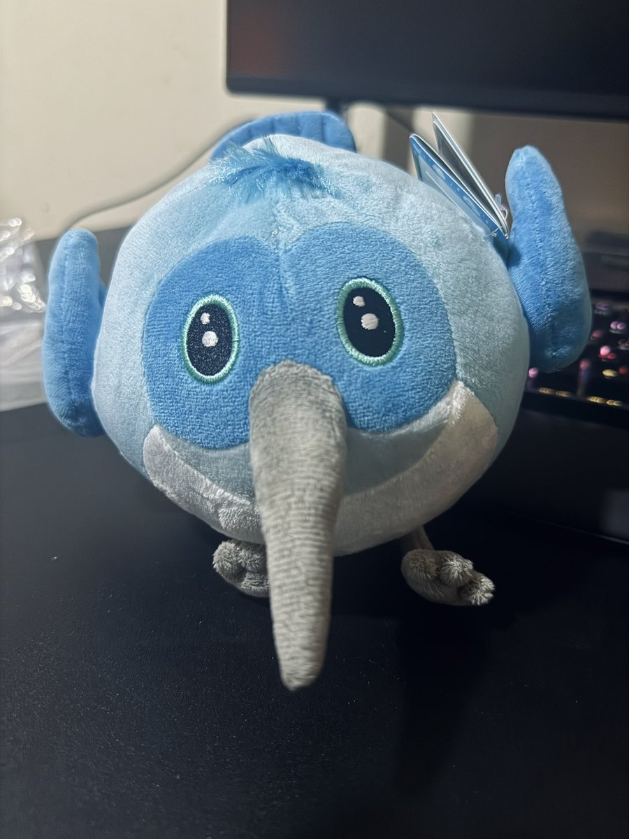 KelvinAjayi8's tweet image. Finally got my hands on the Dash merch.

Big shoutout to @developerjamiu for the session Building AI agents with Genkit Dart was super insightful.
And thanks to our host @kxSplash and @gdgogbomoso  for putting together such a solid event.

#BuildWithAIOgbomoso #GDG #AI #Flutter