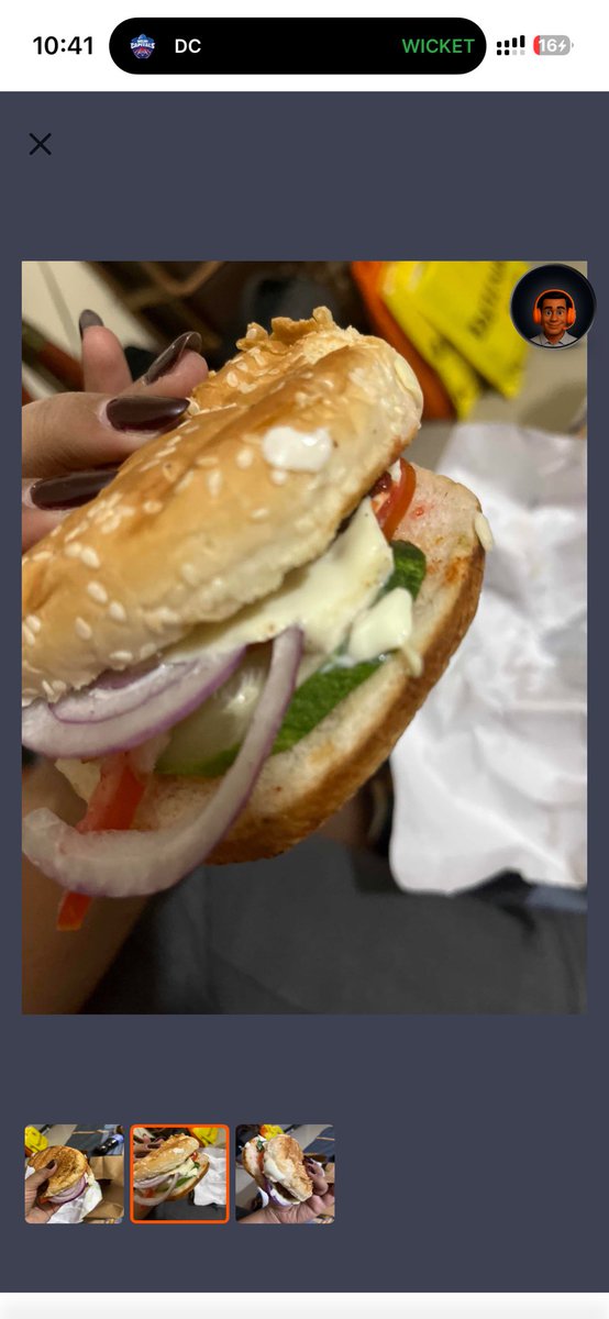 KunalBJP's tweet photo. @Swiggy 
Food condition was so bad even a dog wouldn’t eat it
I even tried cancelling on time, but cancellation option didn’t work and order was still delivered.
Now you’re offering just ₹41 refund on a ₹271 order? Seriously?
This is not compensation, this is a joke. https://t.co/N8htMeYYkk