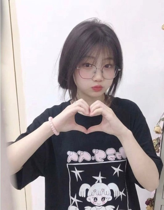 Daniel Mills tweet media