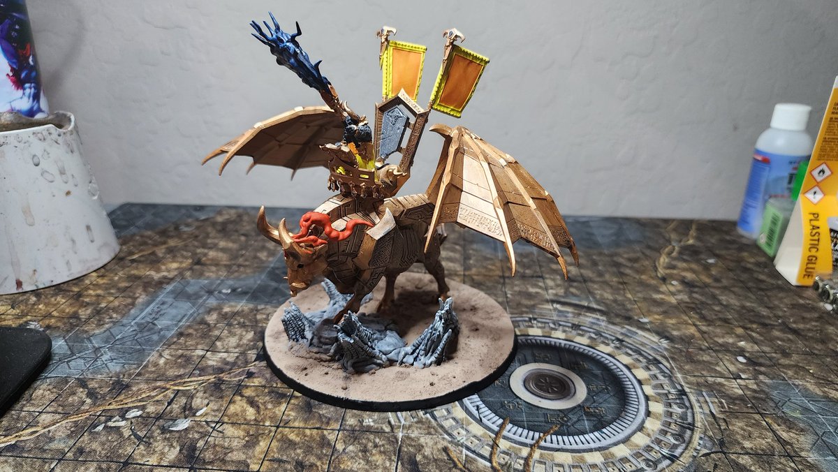 Darkfiresage1's tweet photo. Urak Taar and the extra body tossed on a base to make an Ashen Elder https://t.co/eWzZ4NlP32