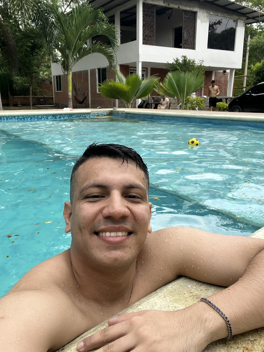 Jhormman tweet media