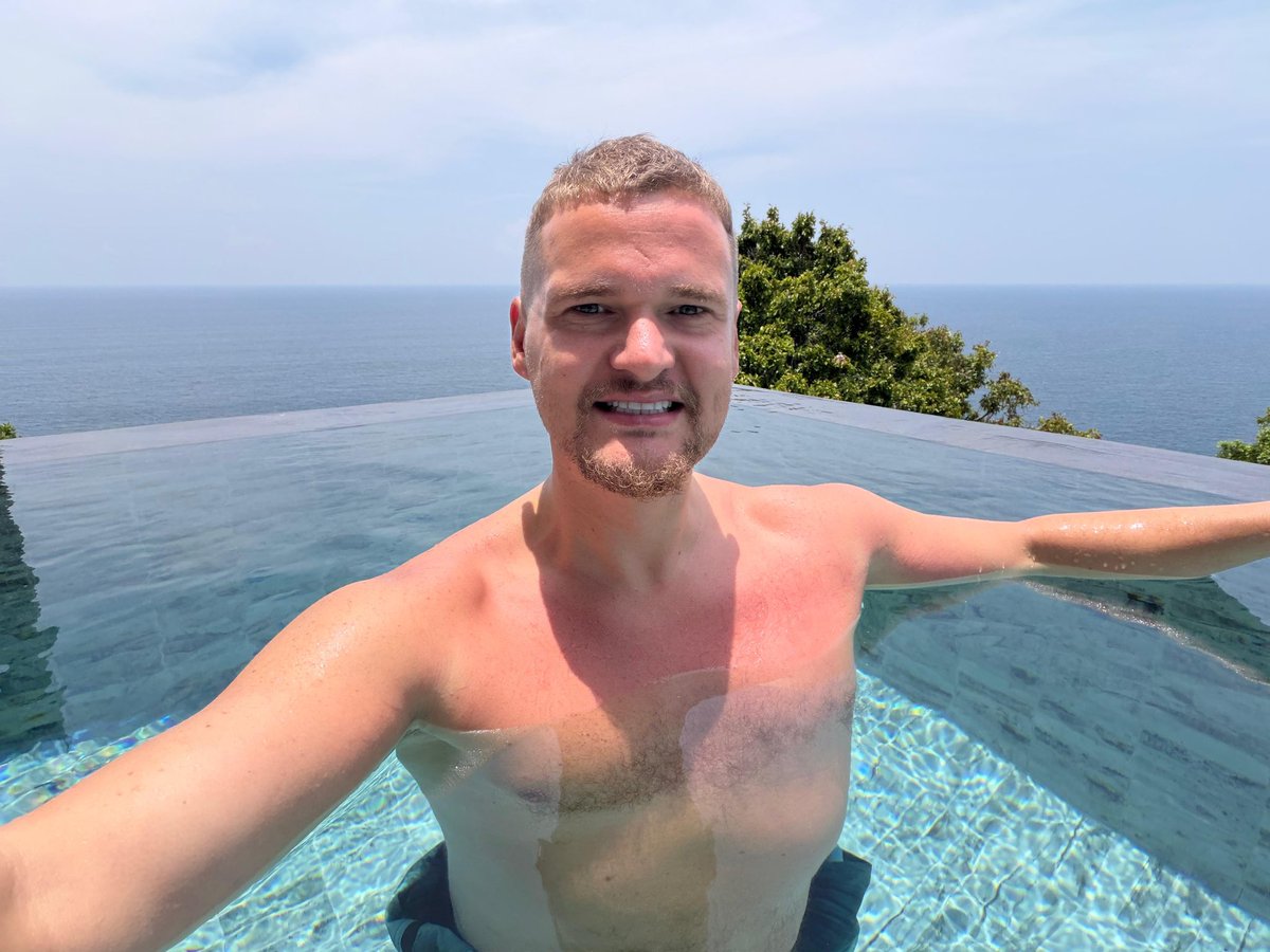 Samuel Leeds tweet media