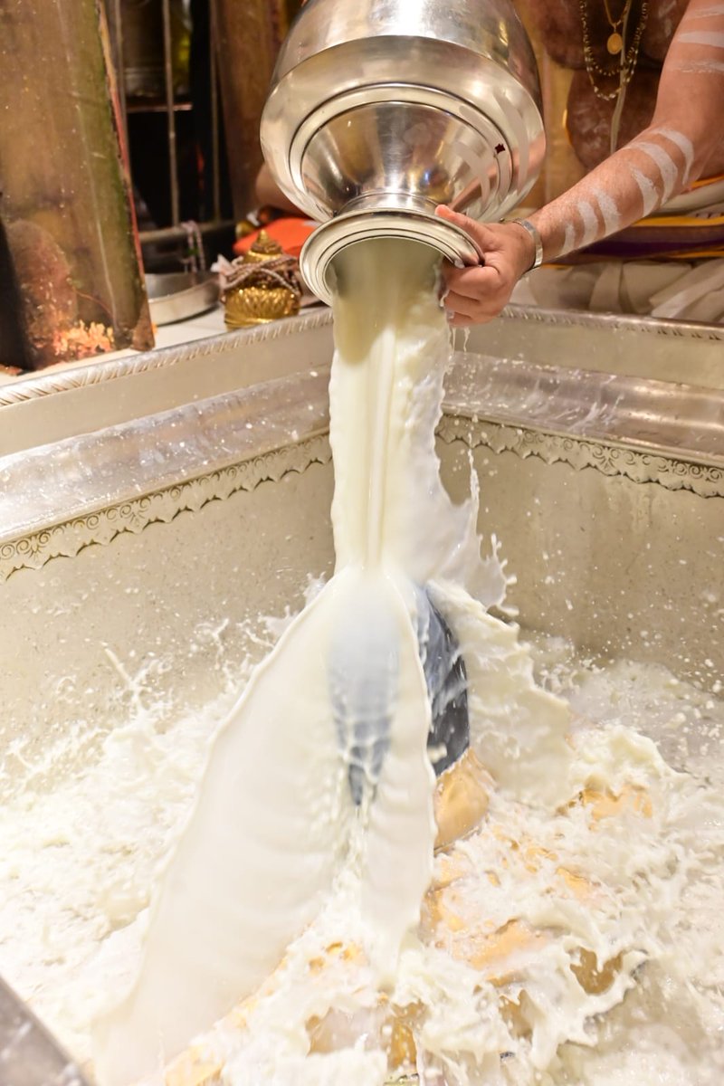 ShriVishwanath's tweet image. श्री काशी विश्वनाथ जी की श्रृंगार आरती I
#kashivishwanath #kashi #hindu #sanatandharm