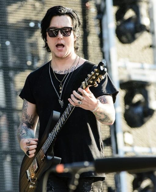 lee ❄️ a7x & mcr 2026 tweet media