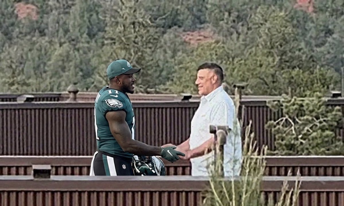 🚨EPISODE 225🚨
- #Celtics talk
- Vrabel/Russini controversy
- Mapu traded
- #Patriots hire Shane Bowen
- 30 Visit recap 

Apple: podcasts.apple.com/us/podcast/tuc…
Spotify: open.spotify.com/show/5cRpHhVCi…
YouTube: youtu.be/S4mQSoo4FgA?si…