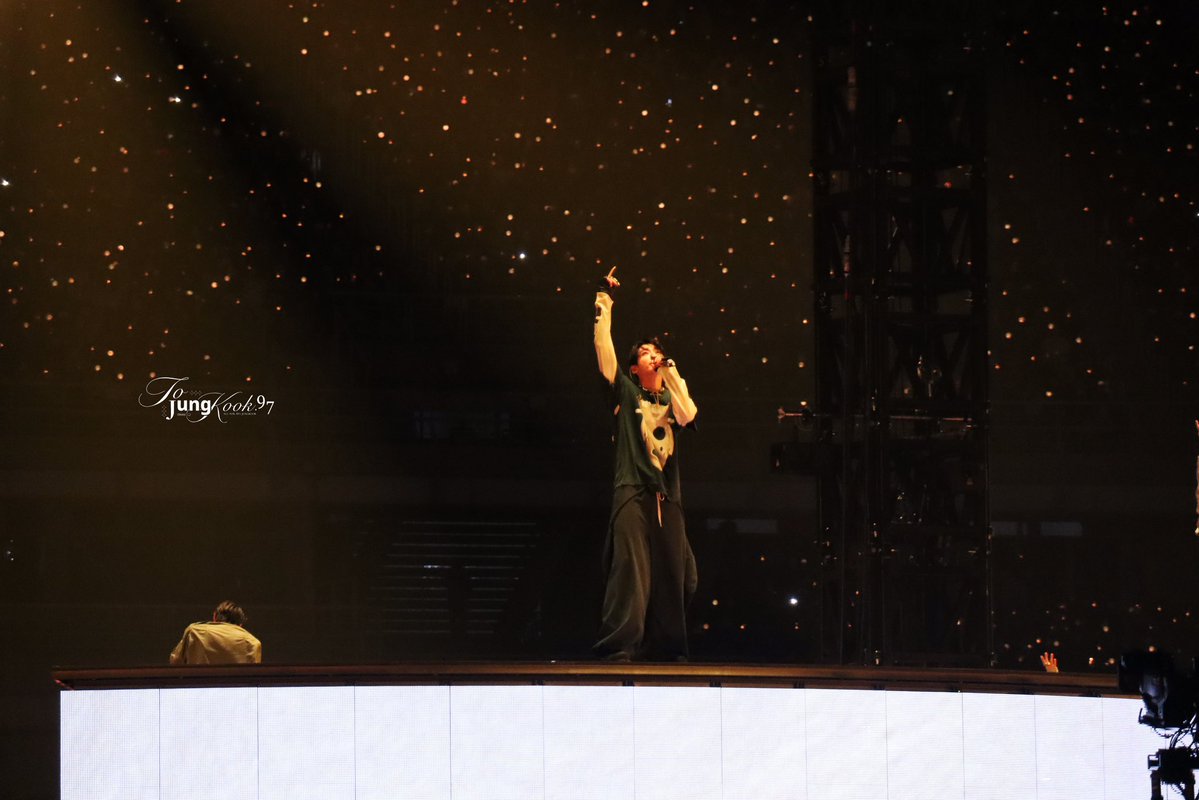 To_jungkook.97 tweet media