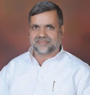 swatntra_anuj's tweet photo. छाबाश मेरे शेर 💪🔥 

ब्राह्मण समाज को गाली देना, अपशब्द कहना यह कतई स्वीकार नहीं है - देवेंद्र प्रताप सिंह MLC

असली ठाकुर लोग आज भी ब्राह्मण का सम्मान करते हैं, देवेंद्र सिंह जी ने लोधी साक्षी महाराज को सबक सिखा दिया।

ऐसे ठाकुर होते हैं। https://t.co/CdbubdCXiQ