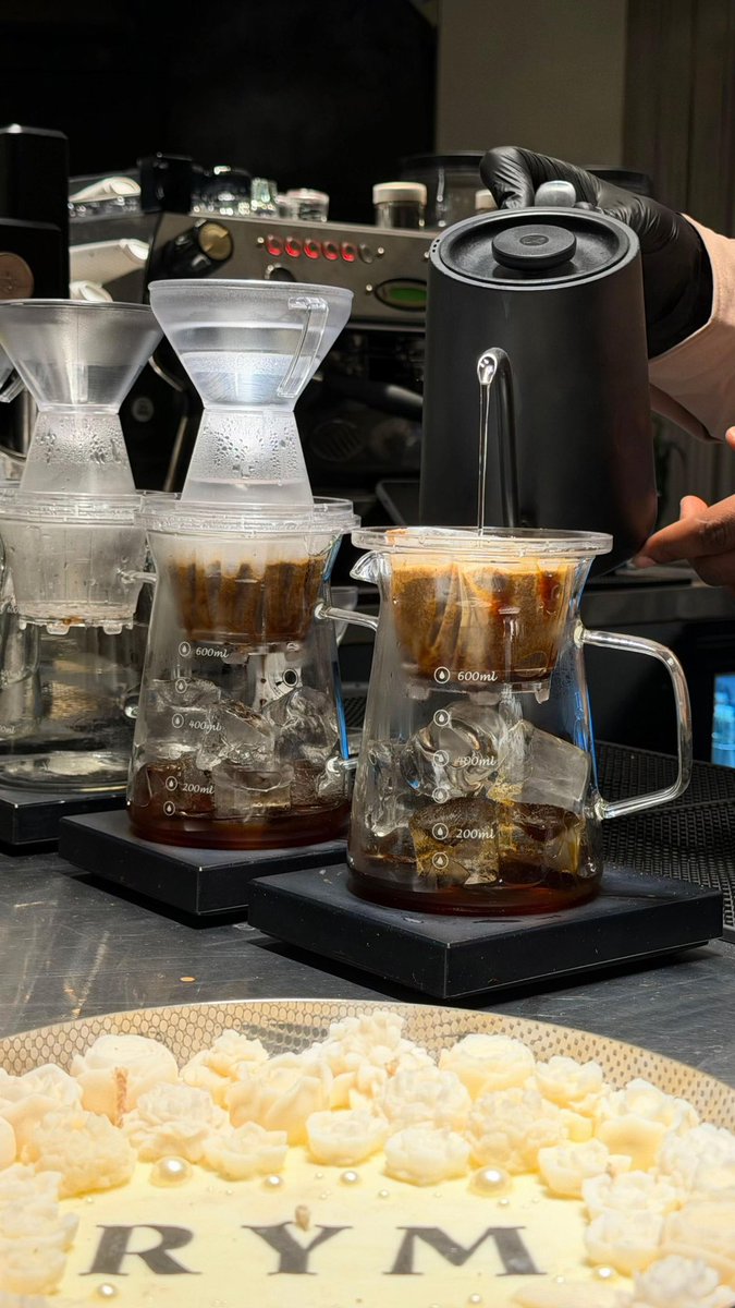 ᷂ saif. tweet media