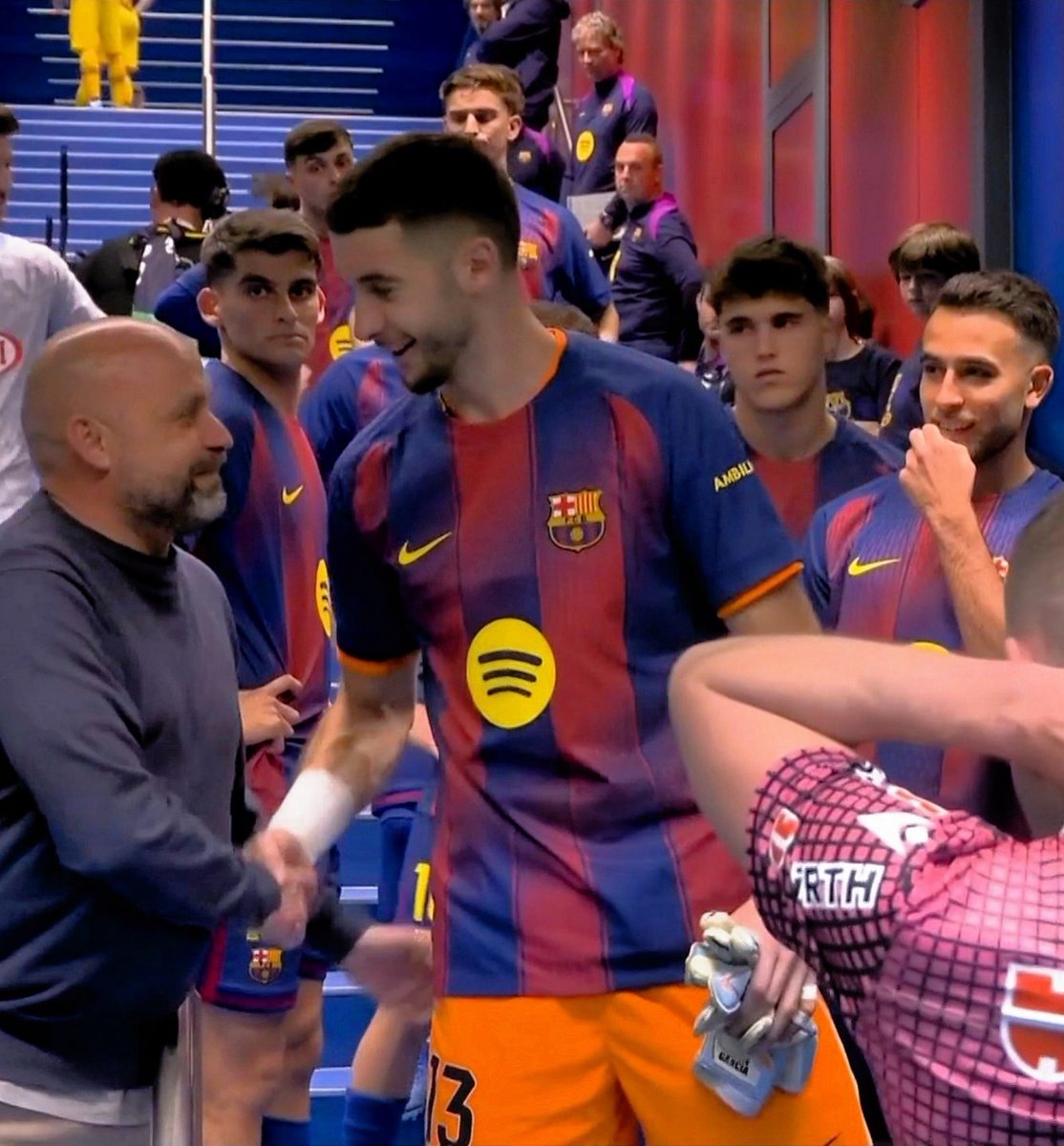 Layla🌸 tweet media