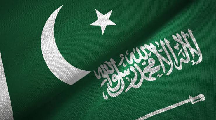 Javid_Pakistani's tweet photo. @modgovksa Long live Saudi Arabia 🇸🇦 Our second Home ♥️♥️♥️🇵🇰🇸🇦 https://t.co/frQfgpGxMg