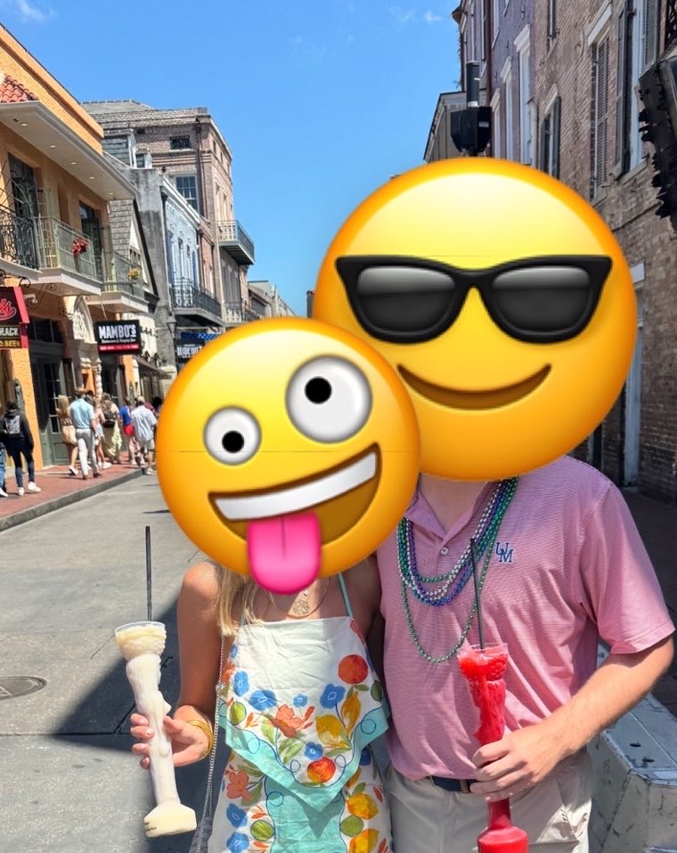 Charrdonnnayy's tweet photo. Did someone say #daquiris on #bourbonstreet in #nola with @walkonchest https://t.co/Mvkbwie5pJ