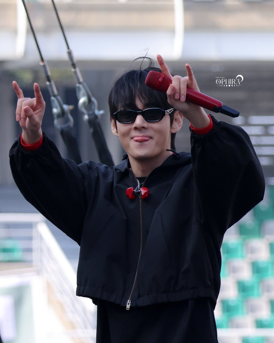 ophira_kook.97🌸🌙 tweet media