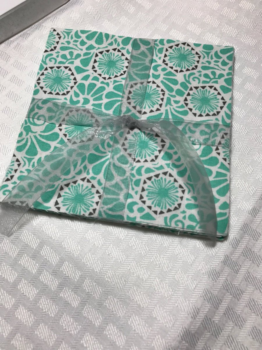 angelhw1956's tweet image. 25  5.5 inch Precut Squares (finish at 5 inches) tuppu.net/bcf4566c #Etsy #TeaTimeQuiltsnMore #Precut