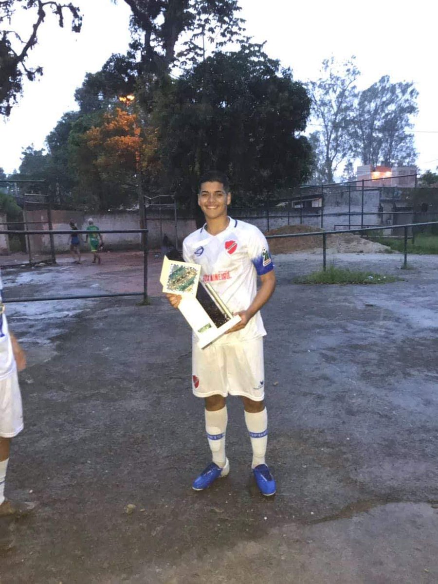 😶‍🌫️ tweet media