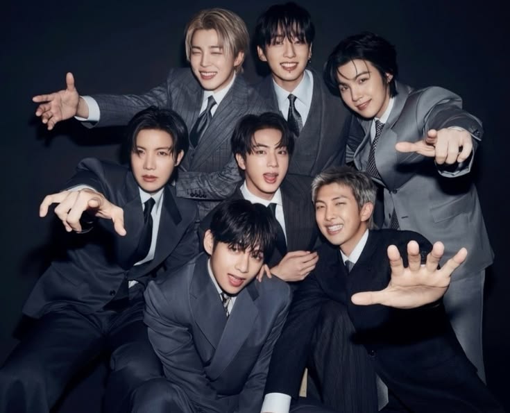 ☽ ⋆ Moon Deity⁷ ⋆ ☾ VE A BTS (24/10) tweet media