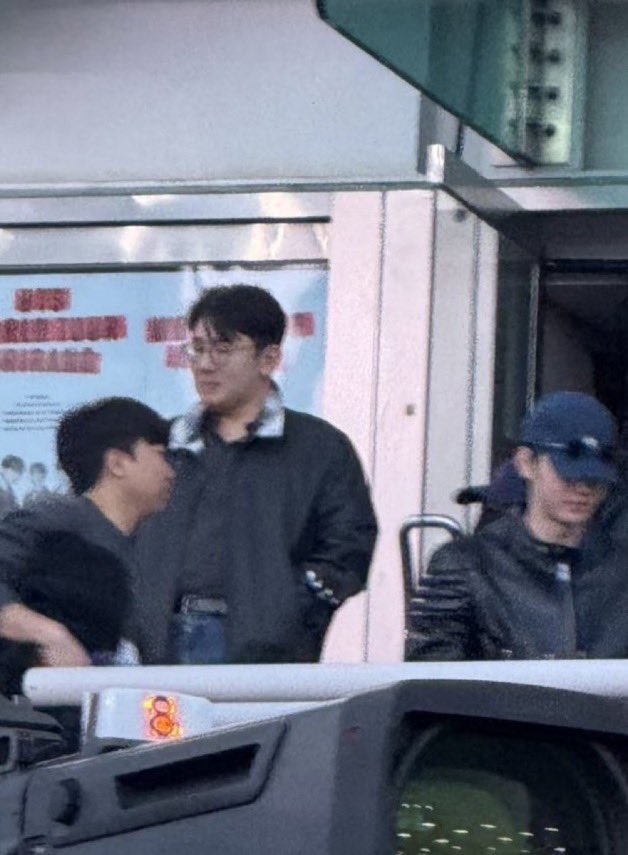 joguem tomate nesse balão de bosta!

#Our_FATE_Is_SevEN
#Keep_Boycotting_BELIFT