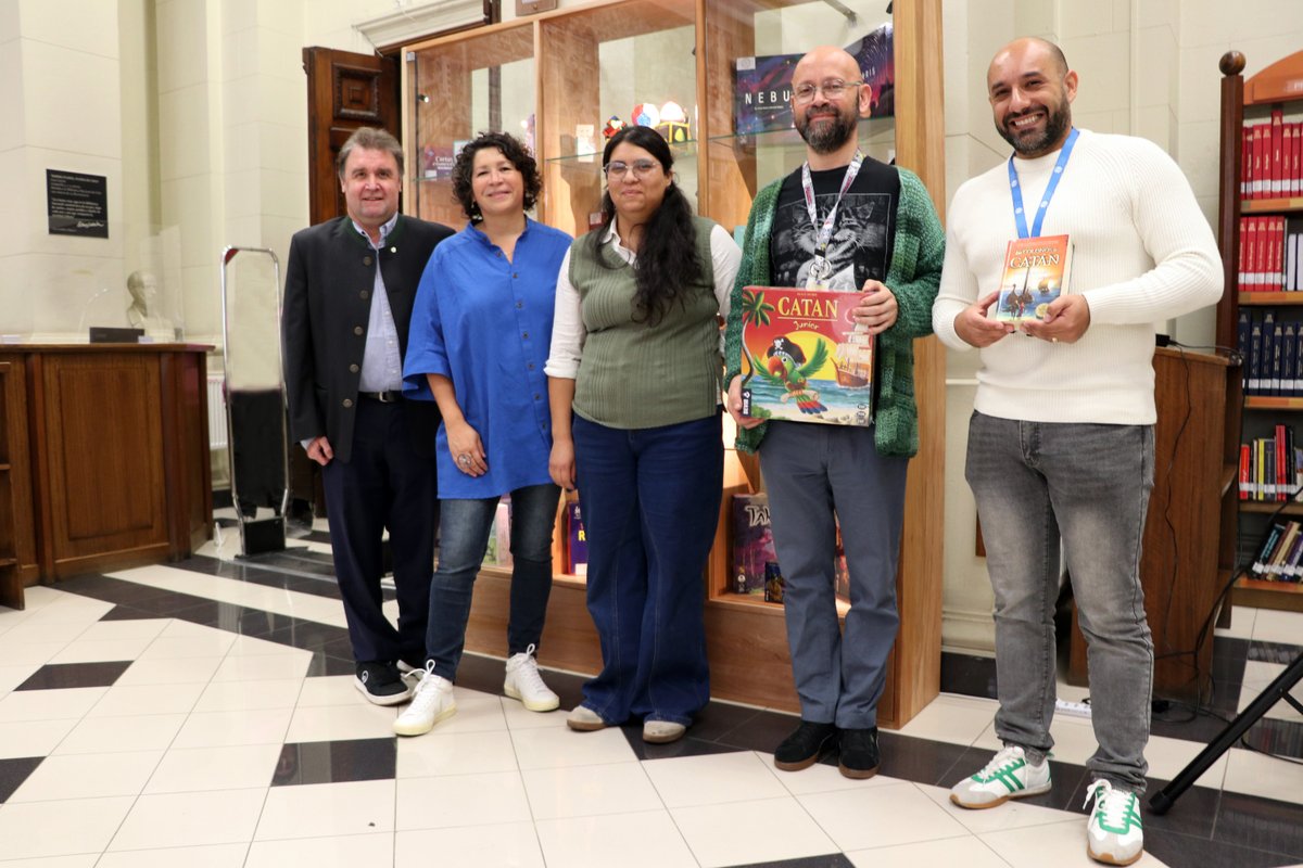 Biblioteca Nacional tweet media