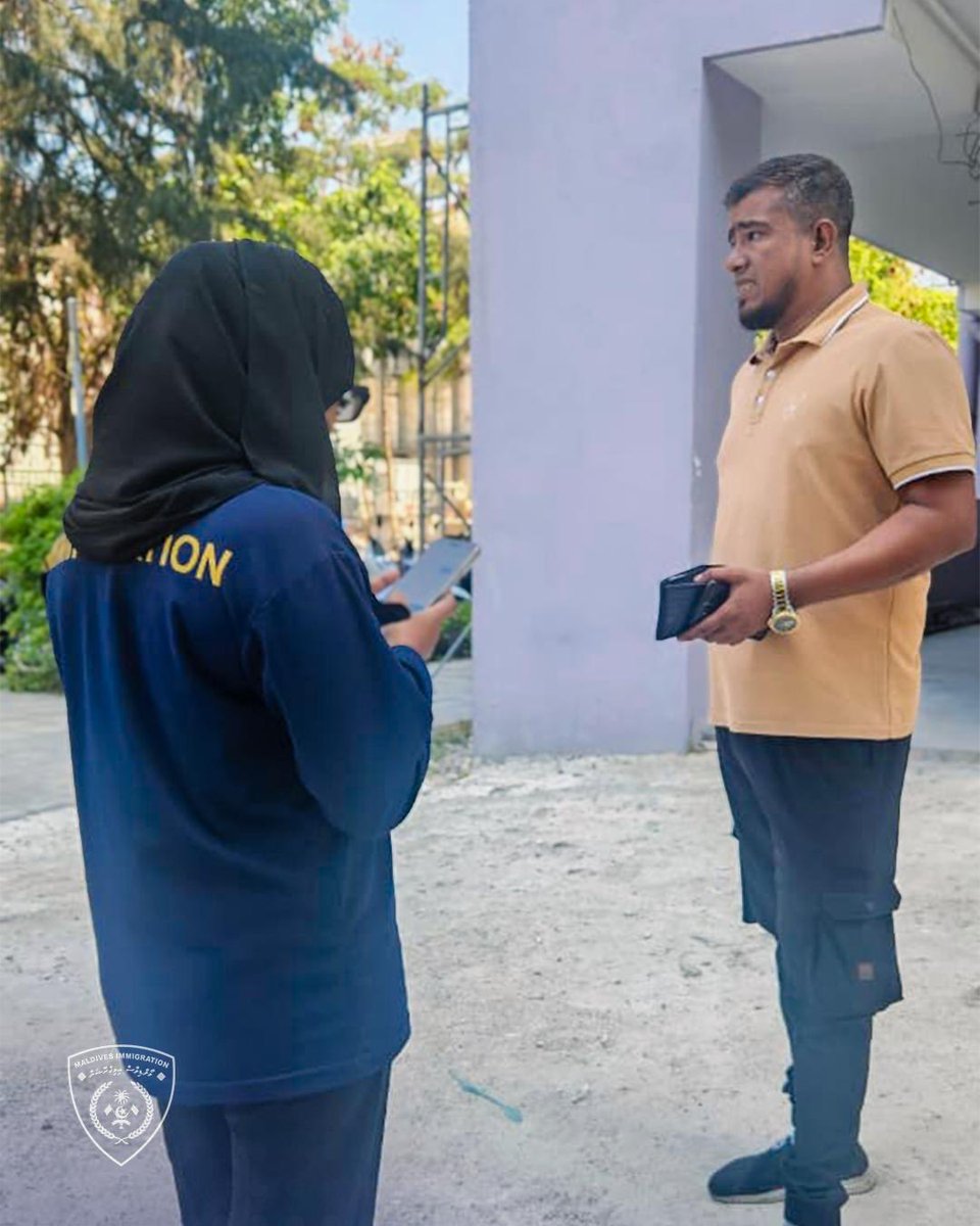 ގަވާއިދާ ހިލާފަށް ރާއްޖޭގައި އުޅޭ ބިދޭސީންނަށް އަމާޒުކޮށް ޓާސްކްފޯސްއިން މިއަދު ހެނދުނު ވަނީ ހުޅުމާލެ ފޭސް 1 ގެ ސައިމާ ހިނގުމާއި ހައިވަކަރު މަގުގައި ރެއިޑް އޮޕަރޭޝަނެއް ކުރިއަށް ގެންގޮސްފައި. އެގޮތުން، 15 ބިދޭސީން ބަލައި ފާސްކޮށް، ގަވާއިދާ ހިލާފަށް އުޅެމުންދިއަ އެއް ބިދޭސީއަކު