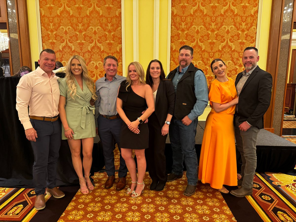 MyGatewayHome's tweet photo. Members of our team were on hand yesterday evening to help @CheyenneLEADS celebrate its 40th anniversary! This organization does important work in advancing the economic development of Cheyenne and Laramie County. https://t.co/JnE9PzfhnT