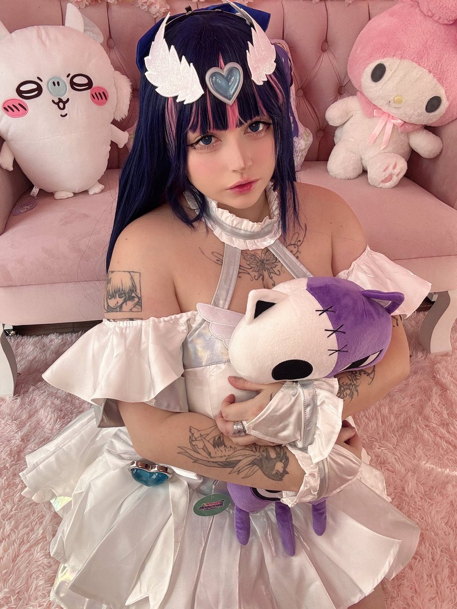 rurutan_cos's tweet photo. 1 or 2? 🩵🪽 https://t.co/Gu1vU4I3Uz