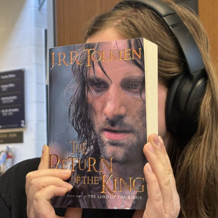 tolkienzone's tweet photo. https://t.co/hD11lhkxhr