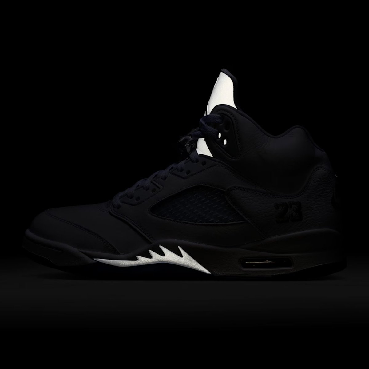 snkr_twitr's tweet photo. AD: Dropping 4/25
Jordan Retro 5 'White/Metallic Silver/Black'

M https://t.co/SMXGABlvJ1
G https://t.co/hhkeabRylw
P https://t.co/BoNORUhbzg
T https://t.co/rRG9pfgvhO https://t.co/uz4S9VDWZk