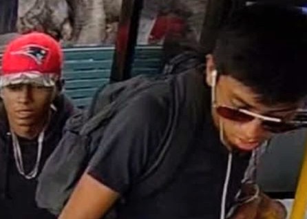 Mor_en_lucha's tweet image. #VIDEO Asalto a ruta 9. Para que conozcan a los sujetos que con pistola y cuchillo despojaron de su pocas pertenencias y dinero a usuarios. Se subieron en Puente del Pollo #Temixco y bajaron en Av. Morelos de Cuernavaca. NUNCA PASÓ PATRULLA ALGUNA. #Cuernavaca #Inseguridad