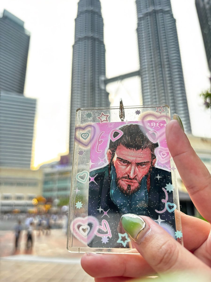 was touching grass earlier this week and bringing my pookie bear with me