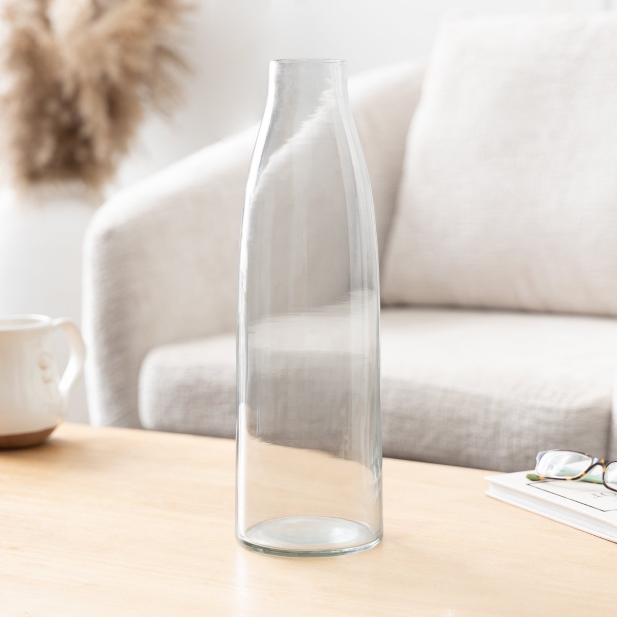 danieljdevries's tweet photo. Introducing @decomarche's new glass vase collection ✨ Seven silhouettes — hammered texture to sleek minimalist forms — debuting at High Point Market April 22–29.

Find us at IHFC W348, Wrenn, Floor 3.

#HighPointMarket #HPMkt #HomeDecor https://t.co/ZZ1WJYPibs