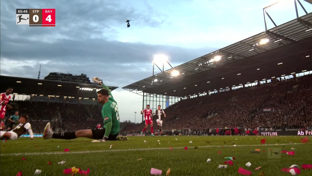 هدف جاكسون لاعب بايرن ميونيخ الرائع في مرمي سانت باولي بالدوري الألماني 