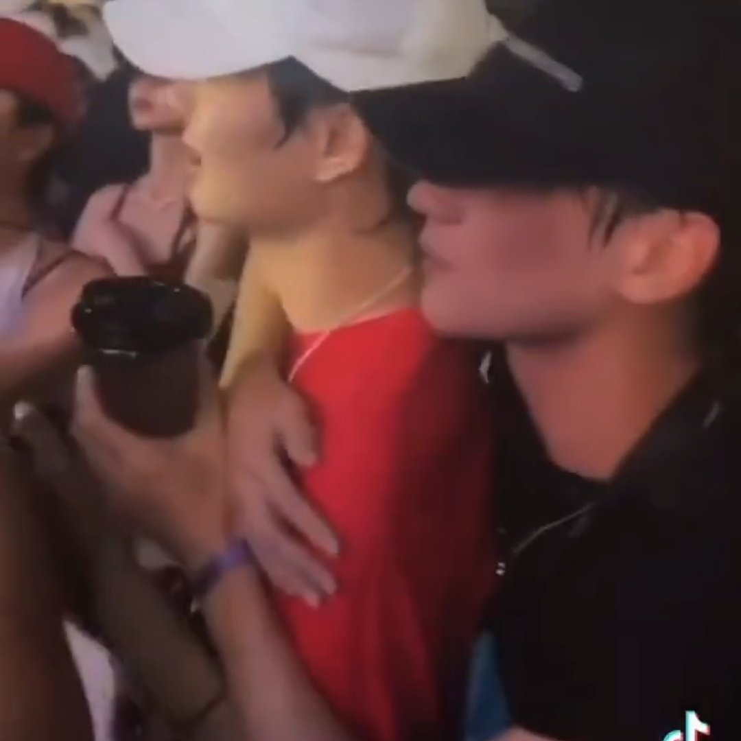 may 🎗 tweet media