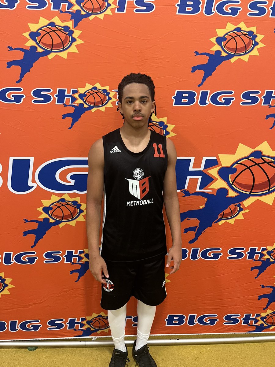 BigShotsGameMVP's tweet photo. #BIGSHOTS #BOOWILLIAMSLEGACYCLASSIC

16U

Metro Ball 56
# 11 Rodney Hunt 8 PTS
# 22 Kayden Richardson 13 

Team Hustle 34
# 3 Caiden Ward 11 PTS
# 1 Landon Miller 6 PTS https://t.co/RZKBhWLx3Z