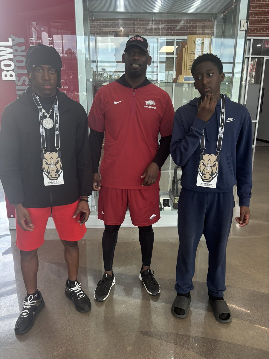 JORDAN AKA LOCKDOWN HALL tweet media