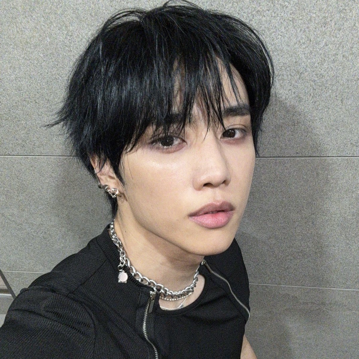 Pop Crave tweet media