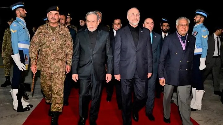 Mario Nawfal tweet media