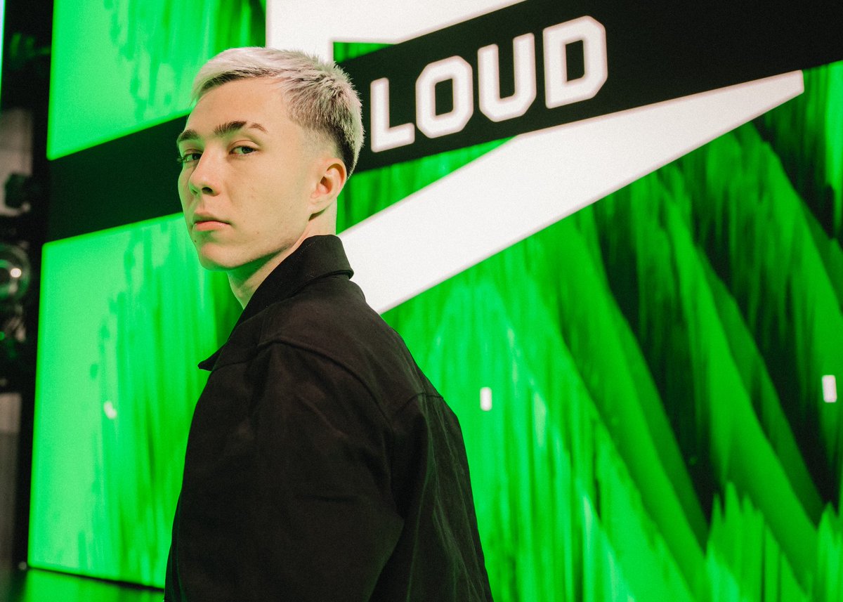 LOUD Luk xo tweet media