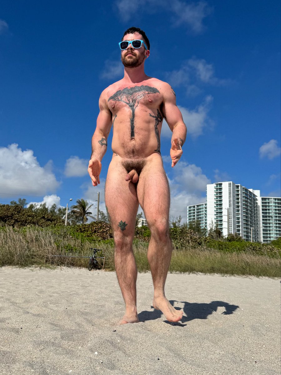 Still plays in the sand