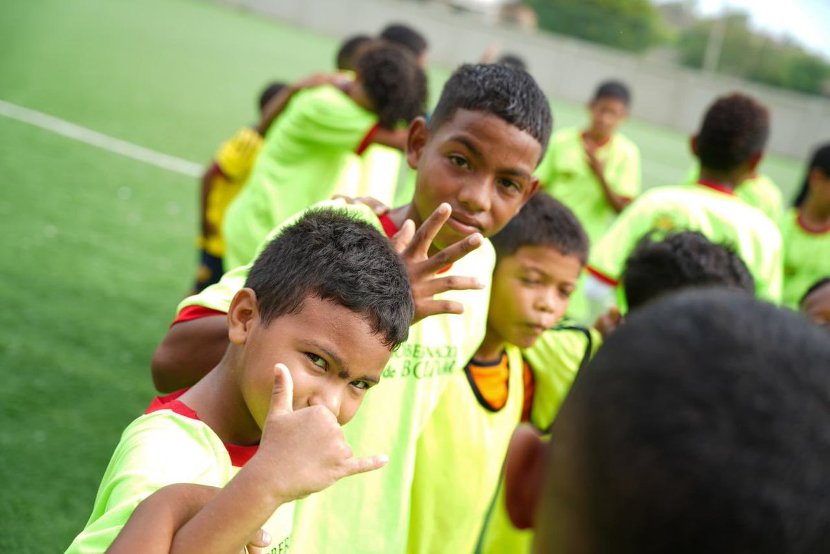 ⚽🏟️ ¡Buenas noticias para San Estanislao de Kostka!

Avanzamos con la limpieza y mantenimiento del estadio de fútbol para brindar espacios dignos a nuestros niños, jóvenes y adultos amantes del deporte.

Seguimos trabajando por el bienestar y alegría de nuestra gente.