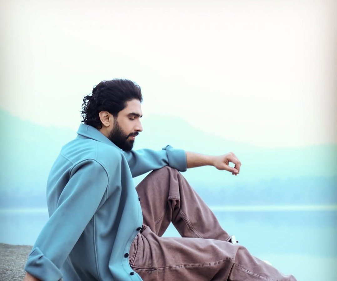 siratjahan tweet media