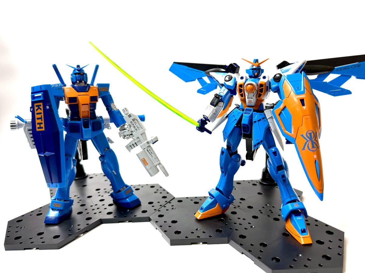 Supreme_X_Gratz's tweet image. KITHウイングガンダム完成!!✨😭✨
ガンプラ制作大変だったけど、ちょー楽しかったなぁ…❤️ハマるのわかる‼︎
またいずれ買っちゃうな、コレwww😂
#KITH
#機動戦士ガンダム
#ガンプラ