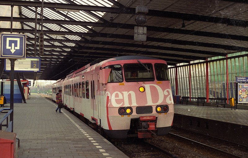 Vrijwel dagelijks heeft de NVBS activiteiten. Op woensdag 22 april is er een presentatie in Apeldoorn over de "oude sprinters": het SGM.
Wees welkom, ook als je geen lid bent van de NVBS.
Details over tijd en locatie via onze website:
nvbs.com/activiteit/his…