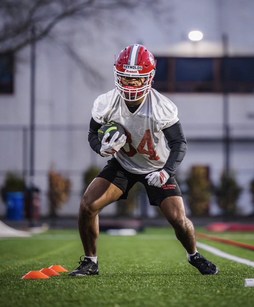 CoachClowry's tweet image. Week 2 in the books✅ #Club🅾️ #RBU
@Montclair_FB