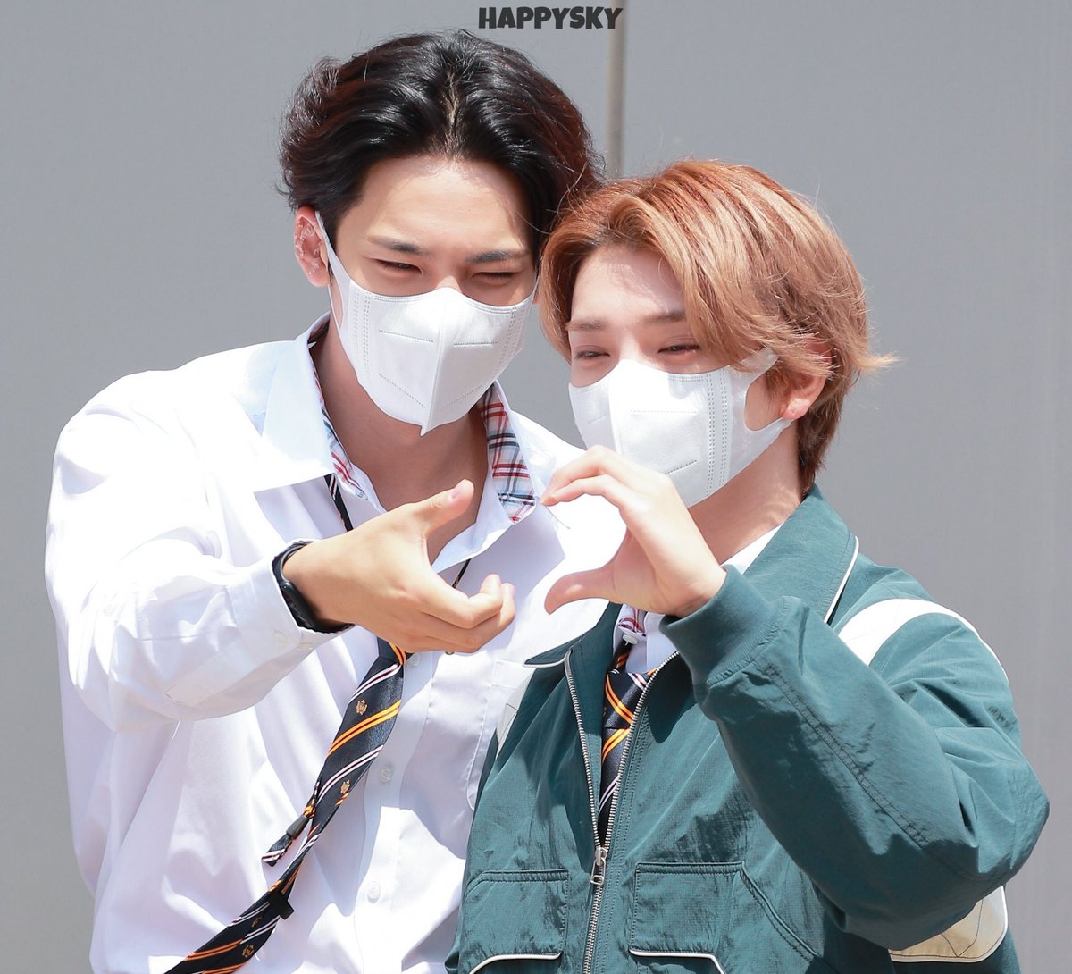 SLOW 🐌 l조슈아비 tweet media