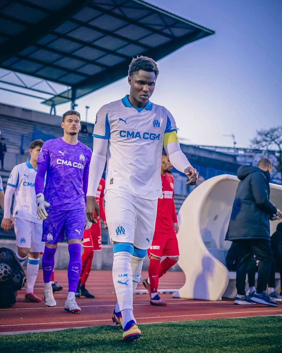 LaMinuteOM_'s tweet image. 🚨 La Pro 2 de l'OM remporte l'Olympico des réserves en National 3 ! ✅

Victoire 2 à 1 contre Lyon, ce samedi soir : buts de Nouhoum Kamissoko et de Tadjidine Mmadi. ⚽️

Les Marseillais sont toujours dans la course pour la montée. 🔝

#TeamOM #National3