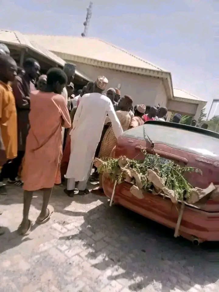 Idris4Peace tweet media