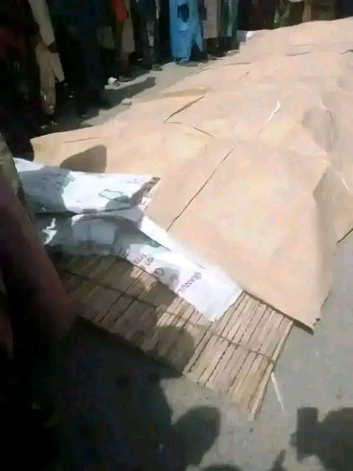 Idris4Peace tweet media