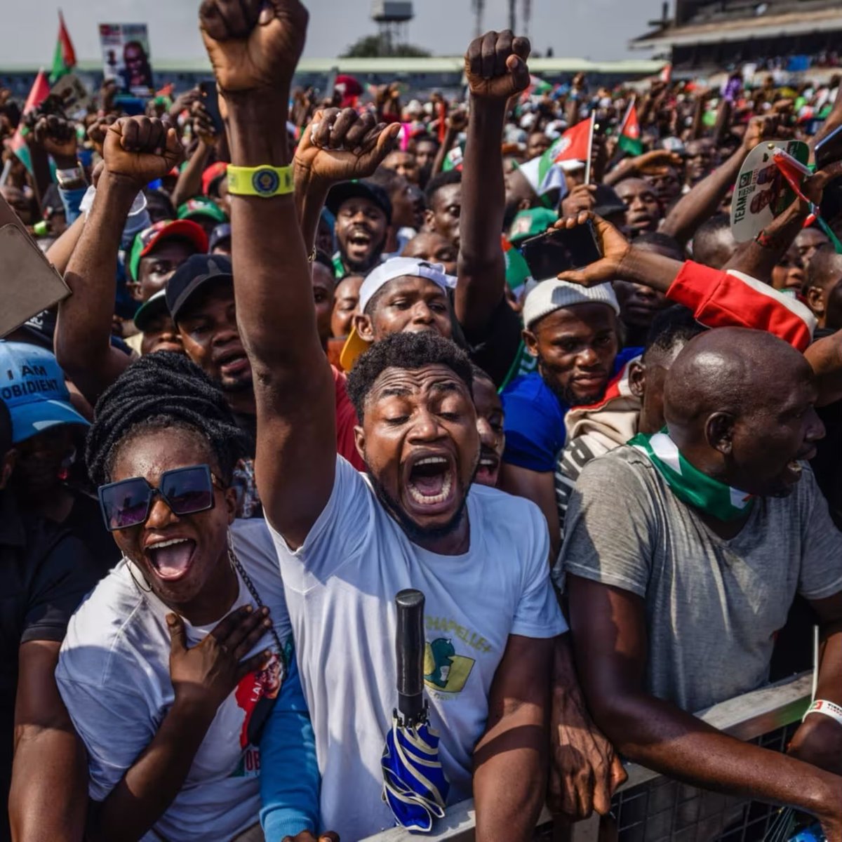 NEFERTITI tweet media