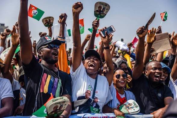 NEFERTITI tweet media